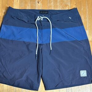 American Eagle Outfitters Blue Men’s Board Shorts
